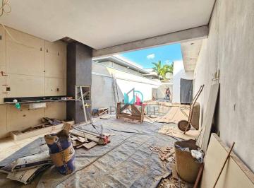 Casa · 155m² · 3 Quartos · 4 Vagas · Casa de Condomínio para venda em Parque Tropical de 155.00m² com 3 Quartos, 1 Suite e 4 Garagens