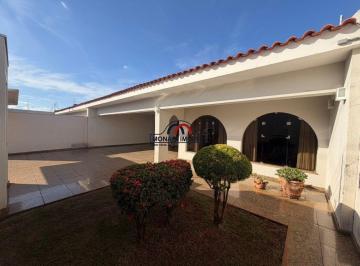 Casa · 313m² · 4 Quartos · 4 Vagas · Casa para alugar em Vila São Pedro de 313.00m² com 4 Quartos, 1 Suite e 4 Garagens