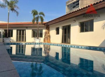 Casa · 220m² · 3 Quartos · 3 Vagas · Casa para venda em Centro de 220.00m² com 3 Quartos, 1 Suite e 3 Garagens