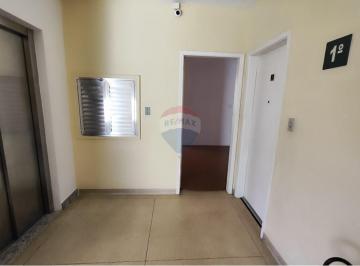 Apartamento · 124m² · 3 Quartos · Apartamento para alugar em Centro de 123.70m² com 3 Quartos