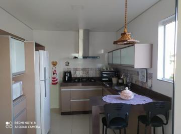Casa · 200m² · 3 Quartos · 10 Vagas · Casa para venda em Tropical de 200.00m² com 3 Quartos e 10 Garagens