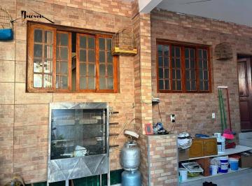 Casa · 160m² · 2 Quartos · 2 Vagas · Sobrado para venda em Jardim Santa Rosa de 160.00m² com 2 Quartos e 2 Garagens