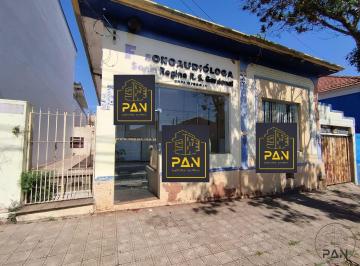 Casa · 158m² · 3 Quartos · 2 Vagas · Casa para venda em Centro de 158.00m² com 3 Quartos, 1 Suite e 2 Garagens