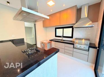 Casa · 235m² · 4 Quartos · 4 Vagas · Casa de Condomínio para venda e aluguel em Loteamento Reserva Ermida de 235.00m² com 4 Quartos, 4 Su