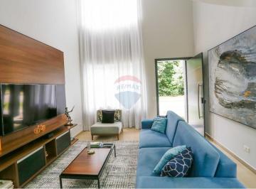 Casa · 246m² · 4 Quartos · 6 Vagas · Casa de Condomínio para venda em Ibiti Royal Park de 245.64m² com 4 Quartos, 2 Suites e 6 Garagens