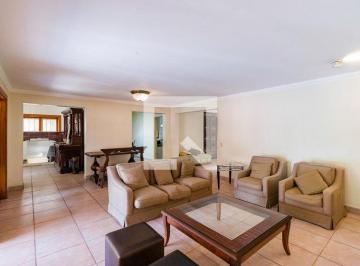 Casa de 1 quarto, São Paulo · Casa para venda em Real Parque de 611.00m² com 1 Quarto, 1 Suite e 6 Garagens