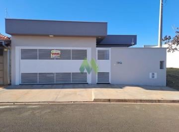 Casa · 157m² · 3 Quartos · 2 Vagas · Casa para venda em Residencial Livia de 157.00m² com 3 Quartos, 1 Suite e 2 Garagens