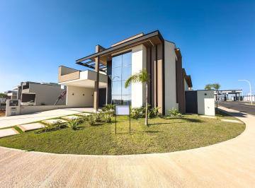 Casa · 220m² · 3 Quartos · 4 Vagas · Casa de Condomínio para venda em Condomínio Dona Maria Cândida de 220.00m² com 3 Quartos, 3 Suites e