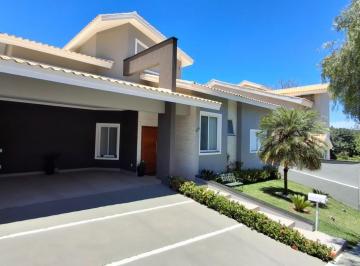 Casa · 180m² · 3 Quartos · 4 Vagas · Casa de Condomínio para venda em Parque Esplanada de 180.00m² com 3 Quartos, 1 Suite e 4 Garagens