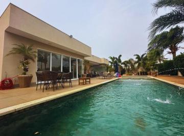 Casa · 384m² · 4 Quartos · 2 Vagas · Sobrado para venda em Condomínio Terras Di Siena de 384.00m² com 4 Quartos, 1 Suite e 2 Garagens