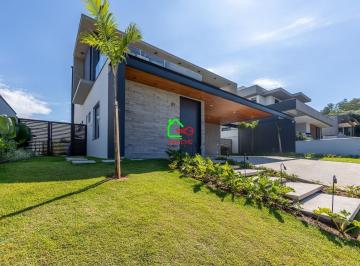Casa · 600m² · 3 Quartos · 5 Vagas · Casa de Condomínio para venda em Santa Cândida de 600.00m² com 3 Quartos, 3 Suites e 5 Garagens