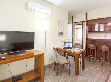 Apartamento · 70m² · 2 Quartos · 2 Vagas · Flat para venda em Itaim Bibi de 70.00m² com 2 Quartos, 1 Suite e 2 Garagens