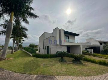 Casa · 339m² · 4 Quartos · 5 Vagas · Casa de Condomínio para venda e aluguel em Condomínio Alphaville Nova Esplanada 4 de 339.00m² com 4