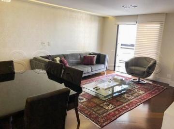 Apartamento · 120m² · 3 Quartos · 2 Vagas · Flat para venda em Moema de 120.00m² com 3 Quartos, 1 Suite e 2 Garagens