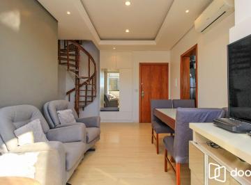 Apartamento · 123m² · 2 Quartos · 1 Vaga · Cobertura à venda com sol nascente, elevador e vaga escriturada