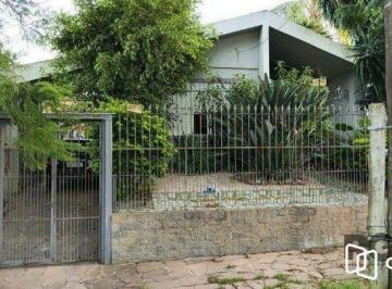 Casa · 300m² · 3 Quartos · 4 Vagas · Casa à venda - em Parque Santa Fé