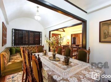 Casa · 397m² · 5 Quartos · 5 Vagas · Casa de esquina.