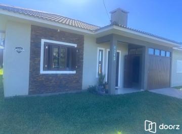 Casa · 94m² · 3 Quartos · 1 Vaga · Casa térrea, 3 dormitórios, 1 suite - Arroio do Sal