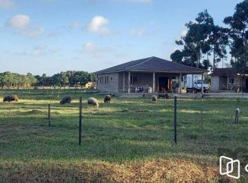 Rural · 30000m² · 3 Quartos · 5 Vagas · Rurais à venda - em Caravágio