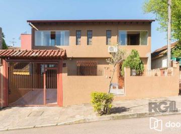 Casa · 265m² · 4 Quartos · 3 Vagas · Casa de 4 quartos com 265m², no bairro Cavalhada
