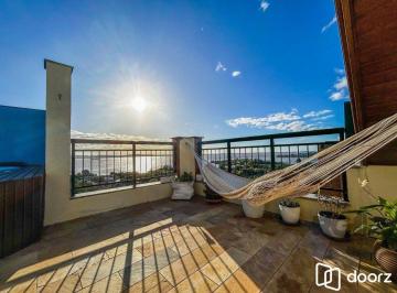Apartamento · 174m² · 3 Quartos · 3 Vagas · Cobertura, 3 dormitórios, sendo 1 suíte, 3 vagas - Tristeza