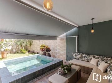 Casa · 184m² · 3 Quartos · 2 Vagas · Casa em Condomínio com 3 quartos, 3 vagas e 184m² para vender por R$ 1.180.000 R