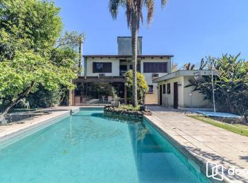 Casa · 240m² · 4 Quartos · 6 Vagas · 🏡 CASA À VENDA – rua Tito Marques Fernandes, Bairro ipanema POA/RS
