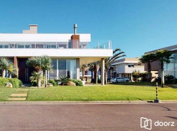 Casa · 460m² · 4 Quartos · 4 Vagas · Casa à venda - em Atlantida