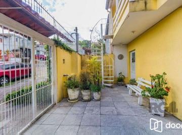 Casa · 308m² · 5 Quartos · 4 Vagas · Casa 5 Dormitório(s) Bairro Teresópolis