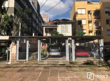 Terreno · 561m² · Terreno amplo com 8,80m²x63,50m² de área total, excelente localização no Bairro
