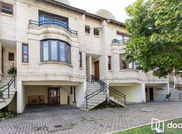 Casa · 183m² · 3 Quartos · 2 Vagas · Casa à venda - em Cristal