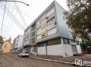 Apartamento · 109m² · 3 Quartos · Apartamento com 3 dormitórios e 109m² à venda em Navegantes