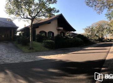 Casa · 498m² · 3 Quartos · 4 Vagas · Casa à venda - em Cavalhada