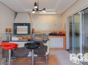 Casa · 192m² · 3 Quartos · 5 Vagas · Casa em Condomínio com 3 Suítes, Espaço Gourmet e 5 Vagas de Garagem