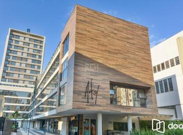 Comercial · 36m² · Comercial à venda - no Centro Histórico