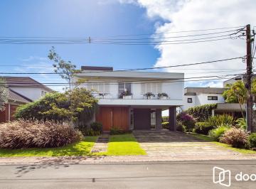 Casa · 570m² · 4 Quartos · 2 Vagas · Casa à venda - em Terraville