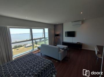 Apartamento · 44m² · 1 Quarto · 1 Vaga · Apartamento com vista para o Guaíba no Cristal