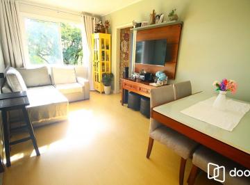 Apartamento · 54m² · 2 Quartos · Apartamento Semi Mobiliado com Vista para Praça na Medianeira – 2 Dormitórios e