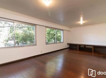 Apartamento · 152m² · 3 Quartos · 2 Vagas · Apartamento de 3 dormitórios, suíte, duas vagas e elevador no bairro Rio Branco