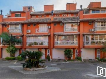 Casa · 248m² · 3 Quartos · 2 Vagas · Casa em Condomínio Fechado no Bairro Vila Assunção de Porto Alegre/RS