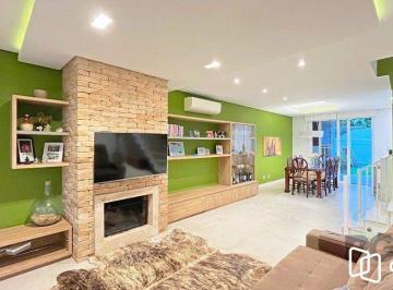Casa · 228m² · 3 Quartos · 2 Vagas · Ótima Casa a venda no bairro Espírito Santo com 3 suítes mobiliada