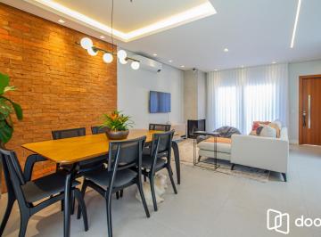 Casa · 160m² · 3 Quartos · 2 Vagas · Casa em condominio, com espaço e segurança para sua familia!
