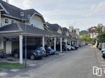 Casa · 375m² · 5 Quartos · 4 Vagas · Sobrado no Condomínio Terra Mater
