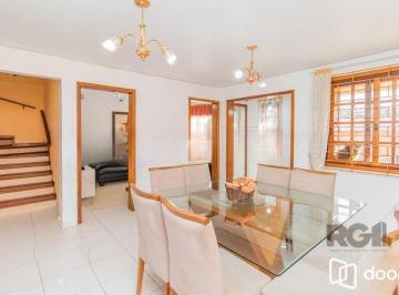 Casa · 189m² · 4 Quartos · 4 Vagas · Casa de 4 dormitórios no bairro Cavalhada