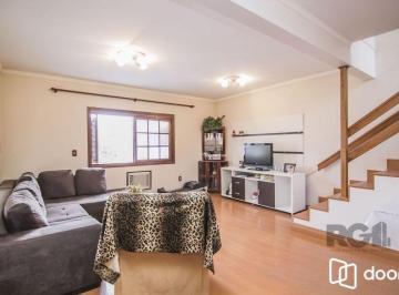 Casa · 84m² · 2 Quartos · 1 Vaga · Casa de 2 dormitórios, no bairro Partenon