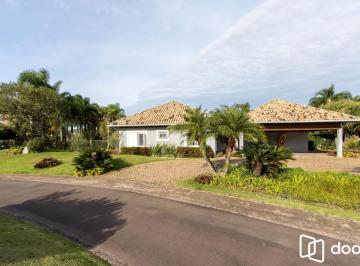 Casa · 533m² · 4 Quartos · 6 Vagas · Casa térrea/2.371m2 de terreno no Condomínio Terra Ville, com fundo para o lago.