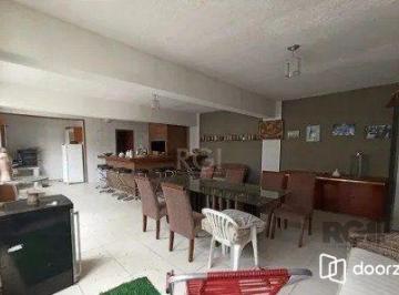 Casa · 400m² · 6 Quartos · 5 Vagas · Casa de Luxo no Teresópolis - 6 Quartos e Espaço para Festas!