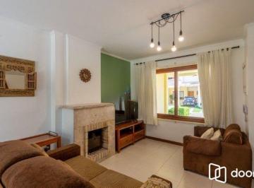 Casa · 193m² · 3 Quartos · 2 Vagas · Casa à venda - em Cavalhada