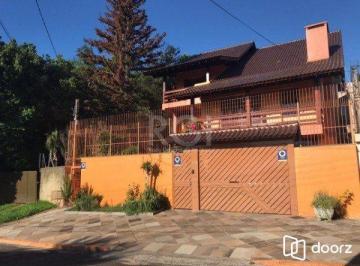 Casa · 390m² · 3 Quartos · 4 Vagas · Casa para Venda - 390m², 3 dormitórios, sendo 1 suites, 4 vagas - Ouro Branco