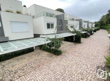 Casa · 438m² · 3 Quartos · 2 Vagas · Casa em condomínio com 3 suítes, no bairro Pedra Redonda, Porto Alegre/RS
